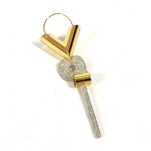 LOUIS VUITTON M00242 single piercing Essential V Strass rhinestones Pierce